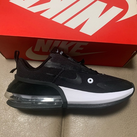 Womens Nike Air Max Up Black/White/Metallic NWB - Size 6.5 - Picture 8 of 15